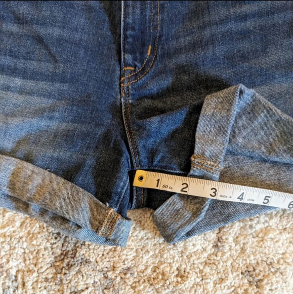 J.Crew Denim Rolled Cuff Shorts, Size 30, 3 inch inseam - Picture 5 of 8